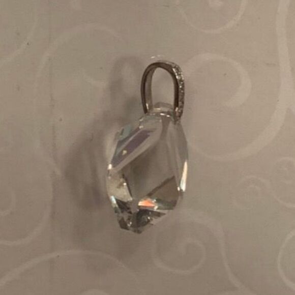 CRYSTAL & Silver Pendant Choker - Picture 5 of 11